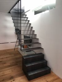 Treppe Metallstufen